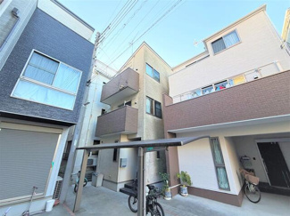  | 落ち着いた色合いの物件です。…