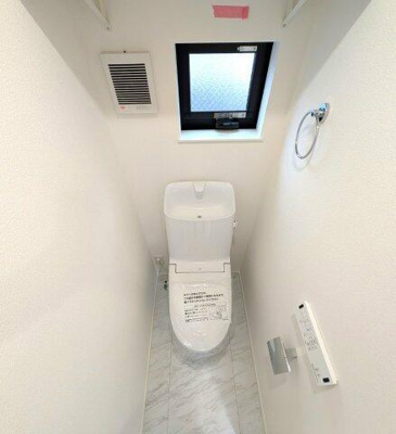  | 3階には洋室2室の間に宅内2箇…