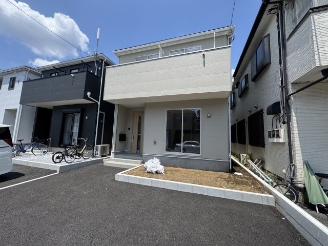 三郷市早稲田2丁目新築戸建■駅チカ10分■駐車並列3台可の外観
