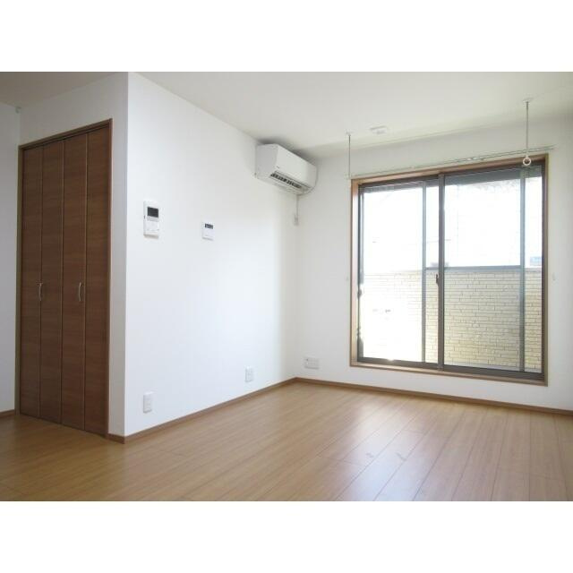 レーヴ京成高砂の洋室
