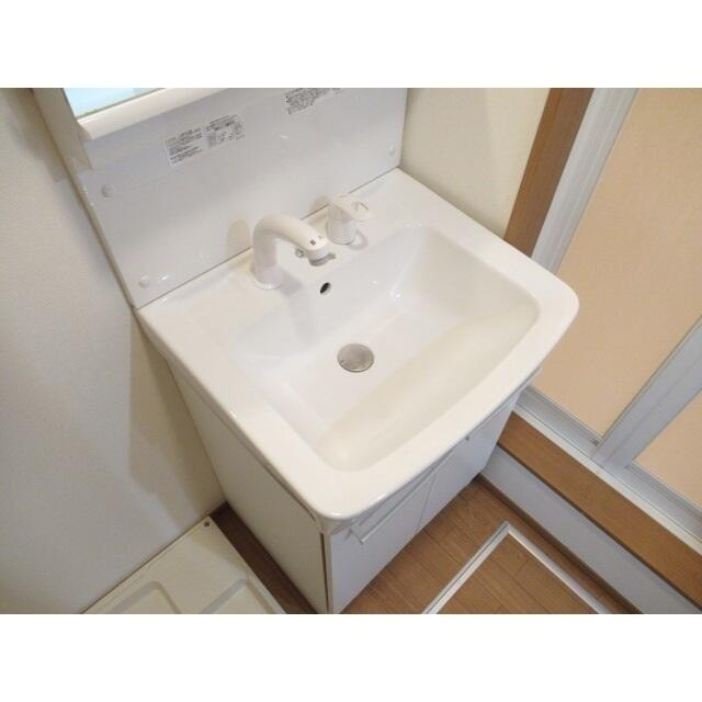 レーヴ京成高砂の洗面所