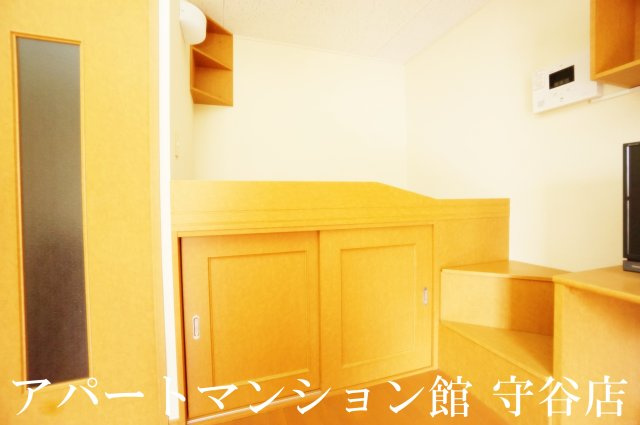 レオパレス吉春Ⅱの寝室