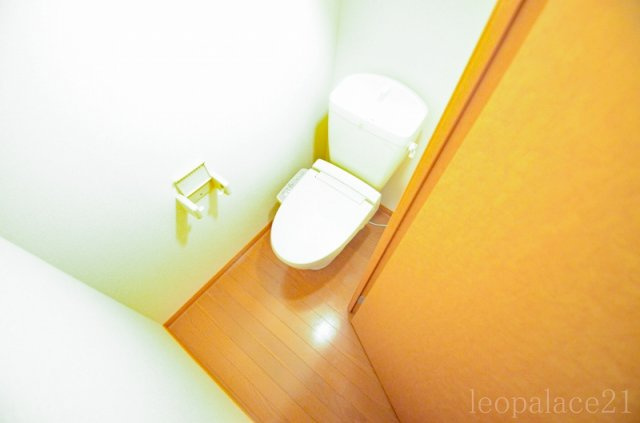 レオパレス原新のトイレ|画像7