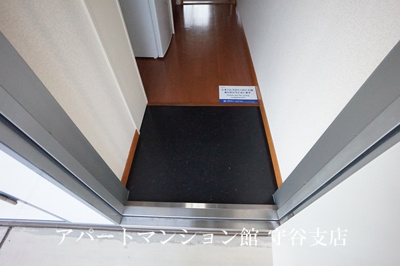 【玄関】 | レオパレス薬師台 | 画像8