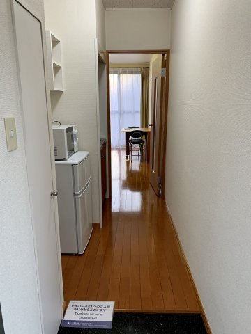 レオパレスひまわりの玄関
