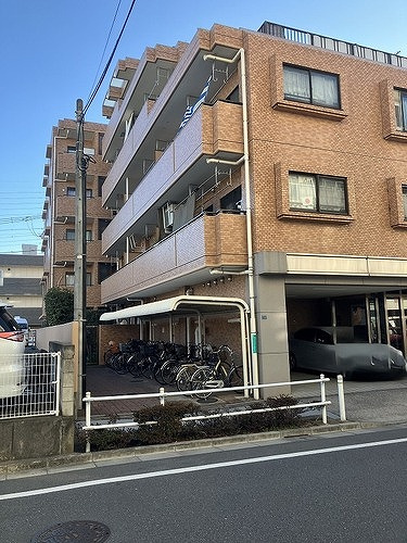 ライオンズマンション新高島平の外観|建物外観別角度　※2026年1月撮影