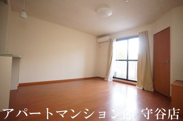 レオパレスキャッスルの寝室
