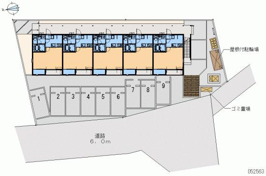 レオネクストボナール野尻の駐車場