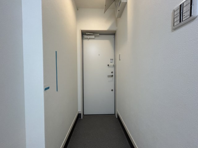 バズ西台Ⅲの玄関