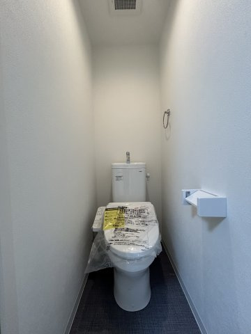 バズ西台Ⅲのトイレ