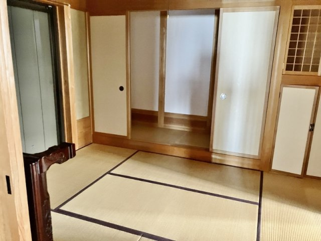 碧南市天神町の和室