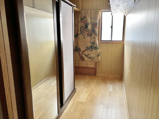 碧南市天神町の収納|納戸