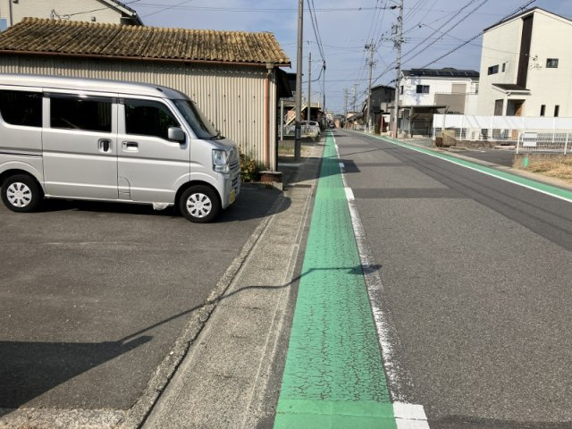 碧南市天神町の前面道路含む現地写真