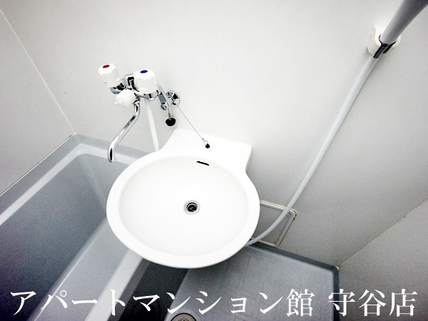 レオパレスアメニティハイツの洗面所|画像7