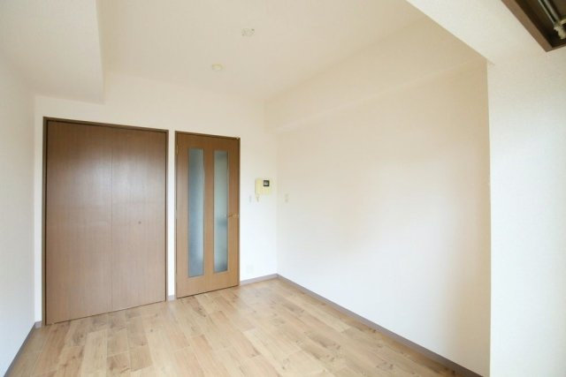 フェニックス笹塚壱番館の洋室