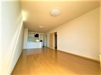 【居間・リビング】 | レオパレスラバーズスクレートⅠ | 画像3