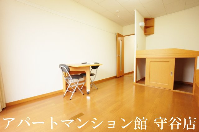 レオパレス松ヶ丘の寝室|画像10