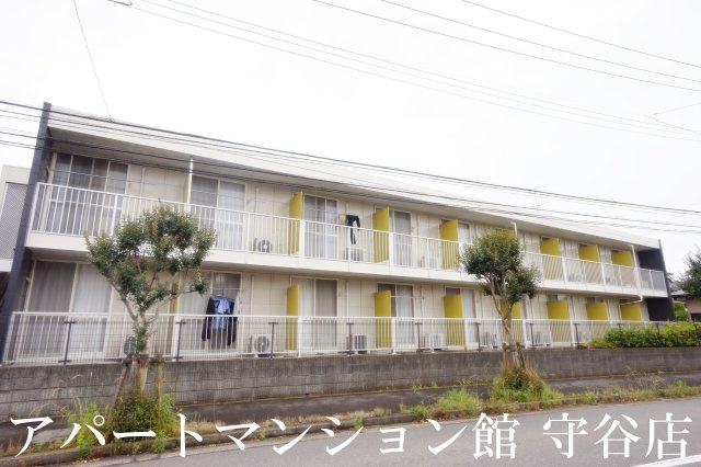 レオパレス松ヶ丘の外観