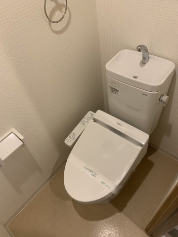 アヴェニール蛍池南町　のトイレ