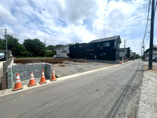 【前面道路含む現地写真】 | 北本市緑4丁目　新築戸建　全4棟　1号棟