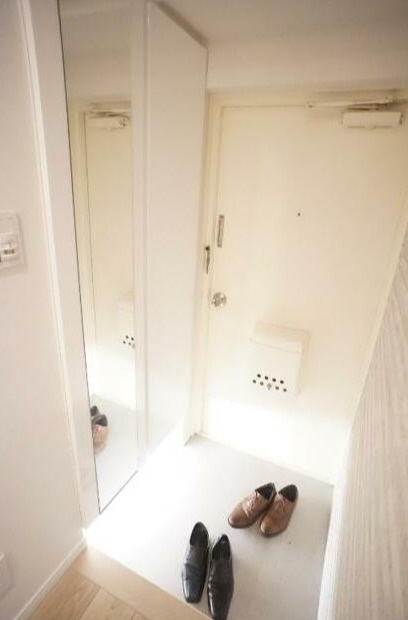  セブンスターマンション三軒茶屋の玄関