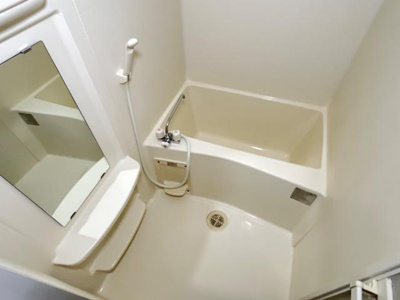 【浴室】 | ローザ　オノモン | コンパクトで使いやすいお風呂です