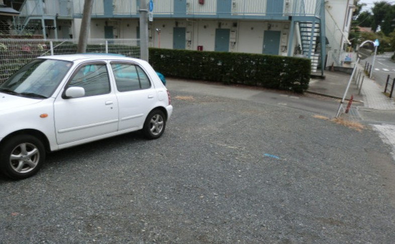 第６美多摩の駐車場