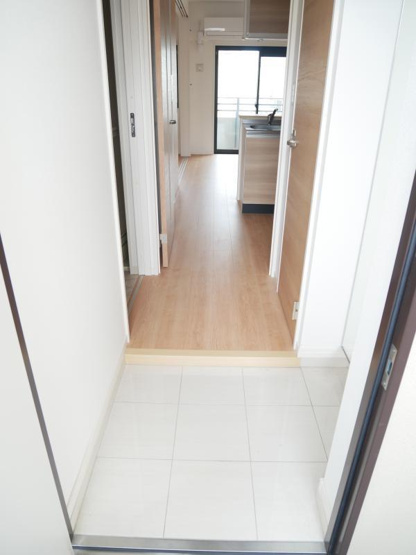 【玄関】 | Y･M FLAT | 別号室の写真になります。現況優先。