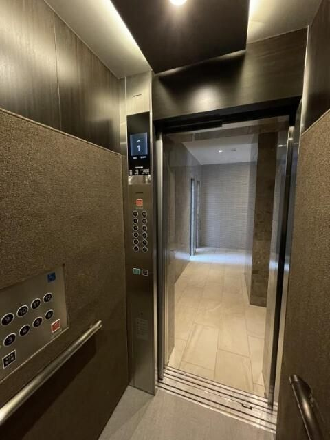 グランデュール秋葉原のその他共用部分|エレベーター