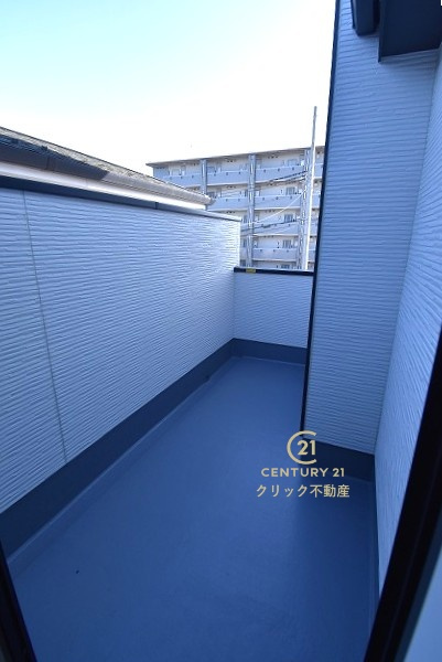 TERRACE　ひたちなか市高場　1期 　2のバルコニー|日当たり良好なバルコニーです。気分転換に出るだけでも、晴れた日にお洗濯物やお布団を一気に干すのも気持ちがいい♪
