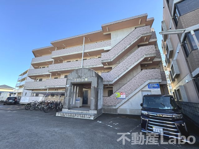 ドリームカンの駐車場