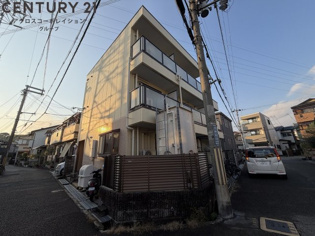 クレセント小林の外観