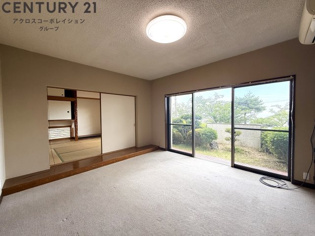 中山桜台2丁目戸建の居間