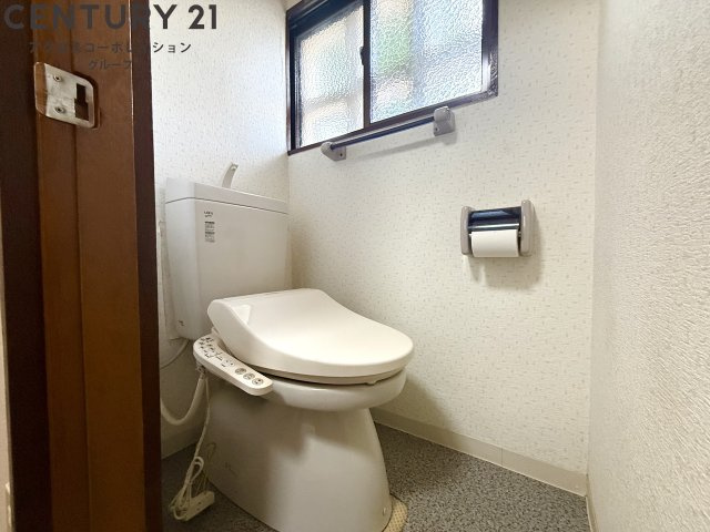 温水洗浄便座付きです☆
