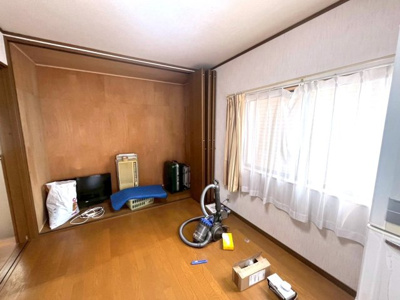 【洋室】 | 高槻市春日町　中古戸建 | ■全居室6帖以上の5LDK