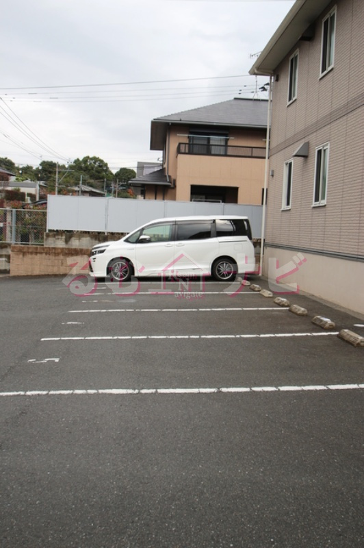 福岡市南区老司４丁目のアパートのエントランス