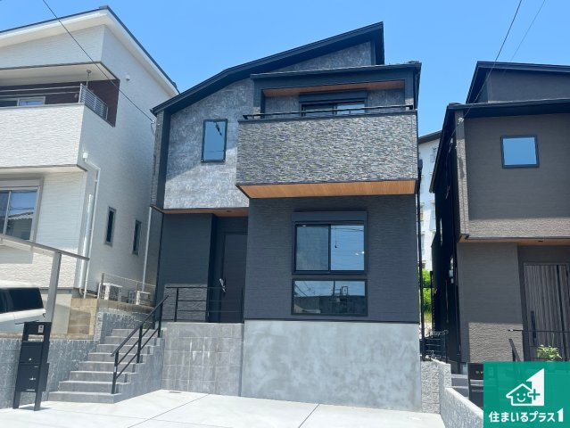 神戸市垂水区狩口台　新築一戸建ての外観|お客様に長く安心して住んでいだだける事にこだわった家づくり！住んでからのアフターサービスにもしっかりと取り組んでいます！