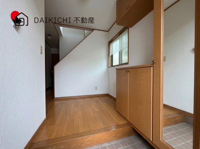 【玄関】 | 鴻巣市吹上富士見3丁目　中古戸建