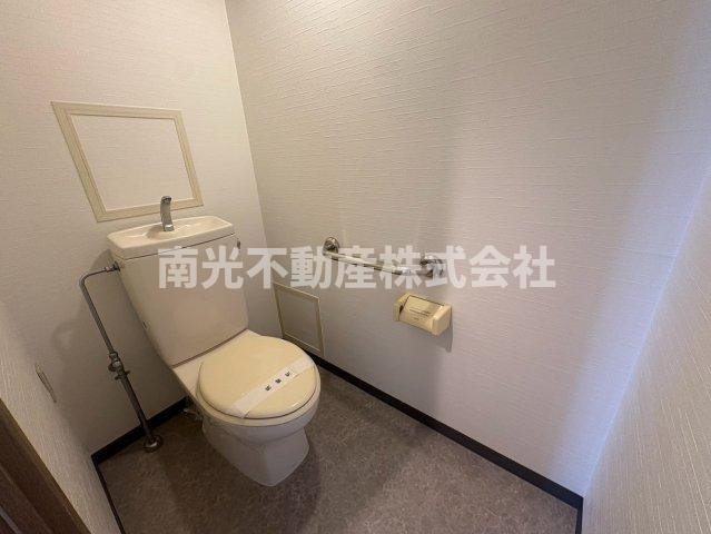 東大阪市中小阪５丁目の賃貸マンションのトイレ