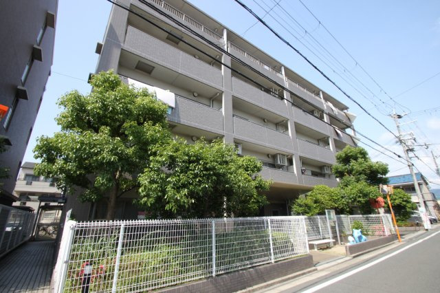 東大阪市中小阪５丁目の賃貸マンション