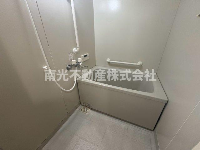 東大阪市中小阪５丁目の賃貸マンションの浴室