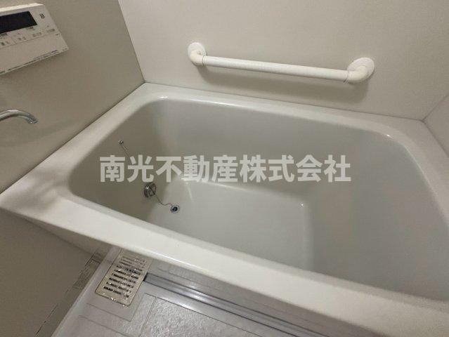 東大阪市中小阪５丁目の賃貸マンションの浴室