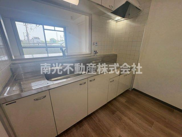 東大阪市中小阪５丁目の賃貸マンションのキッチン