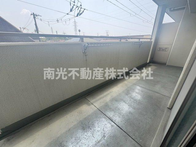東大阪市中小阪５丁目の賃貸マンションのバルコニー
