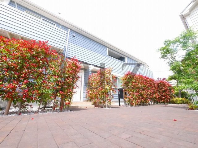 ＭＡＩＳＯＮ　ＰＲＥＮＤＲＥ　Ａ棟の外観