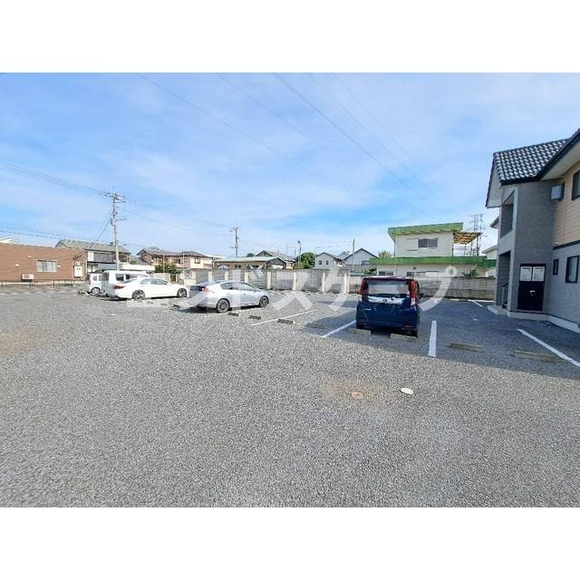 プリムヴェールBの駐車場|高崎、前橋のお部屋探しはエンドスケープまで！お客様の理想お聞かせ下さい♪