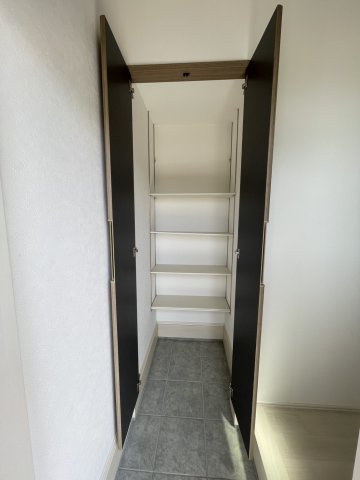 ドルチェ・ヴィータ柳川Dの収納