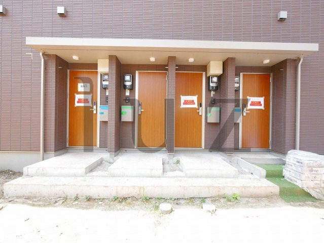 ｍａｉｓｏｎ　ｄｅ　ｃｈａｒｍａｎｔのエントランス