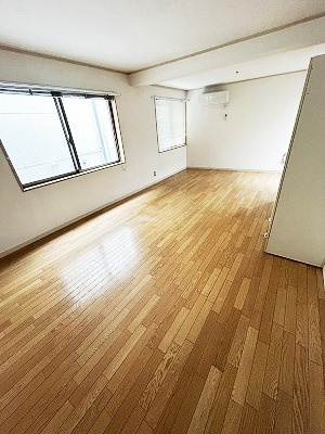 ニューリージェンシーの寝室