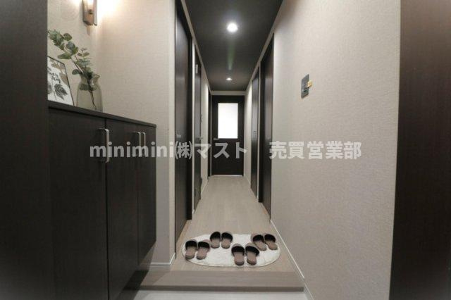 クレアシティ阿倍野の玄関|◆ゆったりとした廊下設計で、室内の移動もスムーズ。生活動線に配慮された間取りです♪
